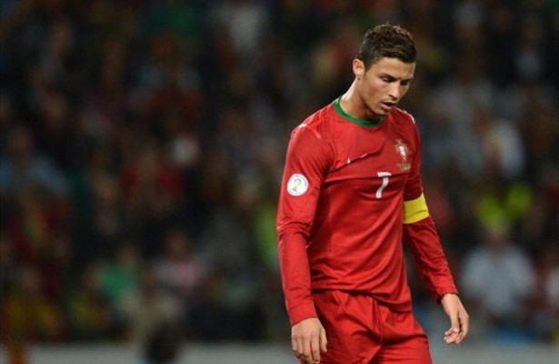 Cristiano Ronaldo Bantah Sengaja Mendapat Kartu Kuning