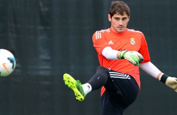 Manchester City Tak Butuh Iker Casillas