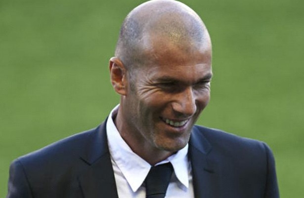 Zinedine Zidane Pantas Latih Prancis