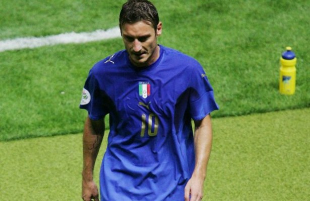 Francesco Totti Dipastikan Tidak akan Ikut Ke Brasil