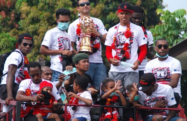 Persipura Jayapura Dan Arema Indonesia ke Piala AFC 2014