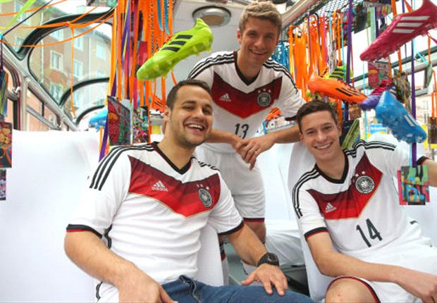 Timnas Jerman Luncurkan Jersey Piala Dunia 2014